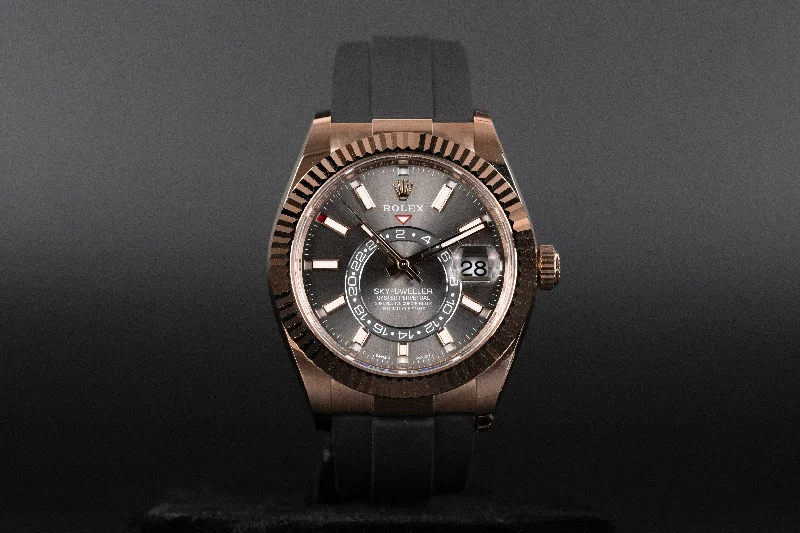 Vintage style quartz watches   Rolex<br>326235 Sky-Dweller Oysterflex Rhodium Dial