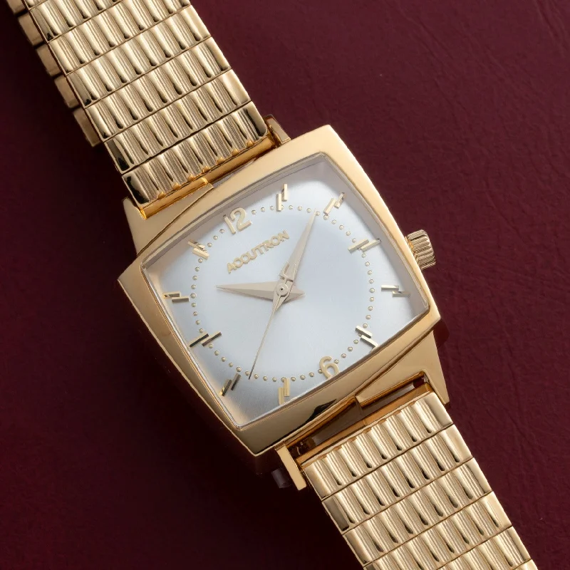 Modern design square dial watches   Accutron 521 Legacy 'The King'
